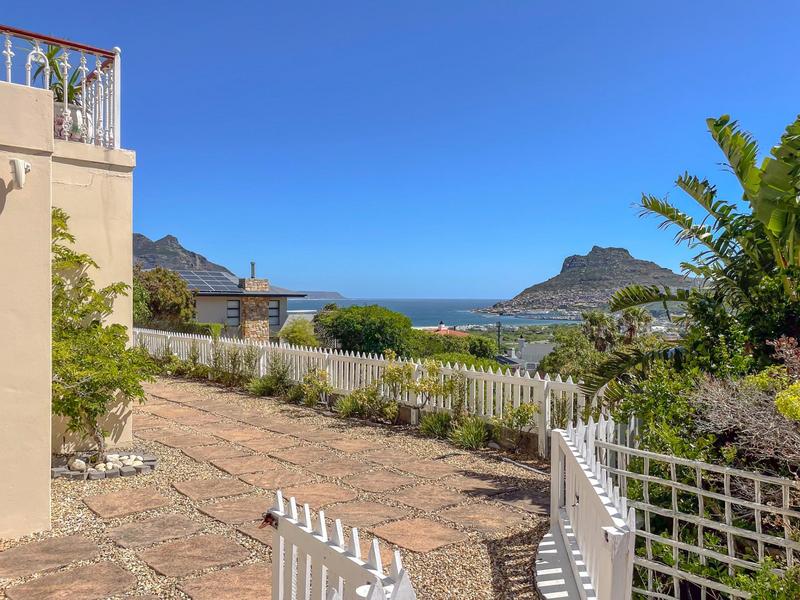 To Let 4 Bedroom Property for Rent in Hout Bay Western Cape